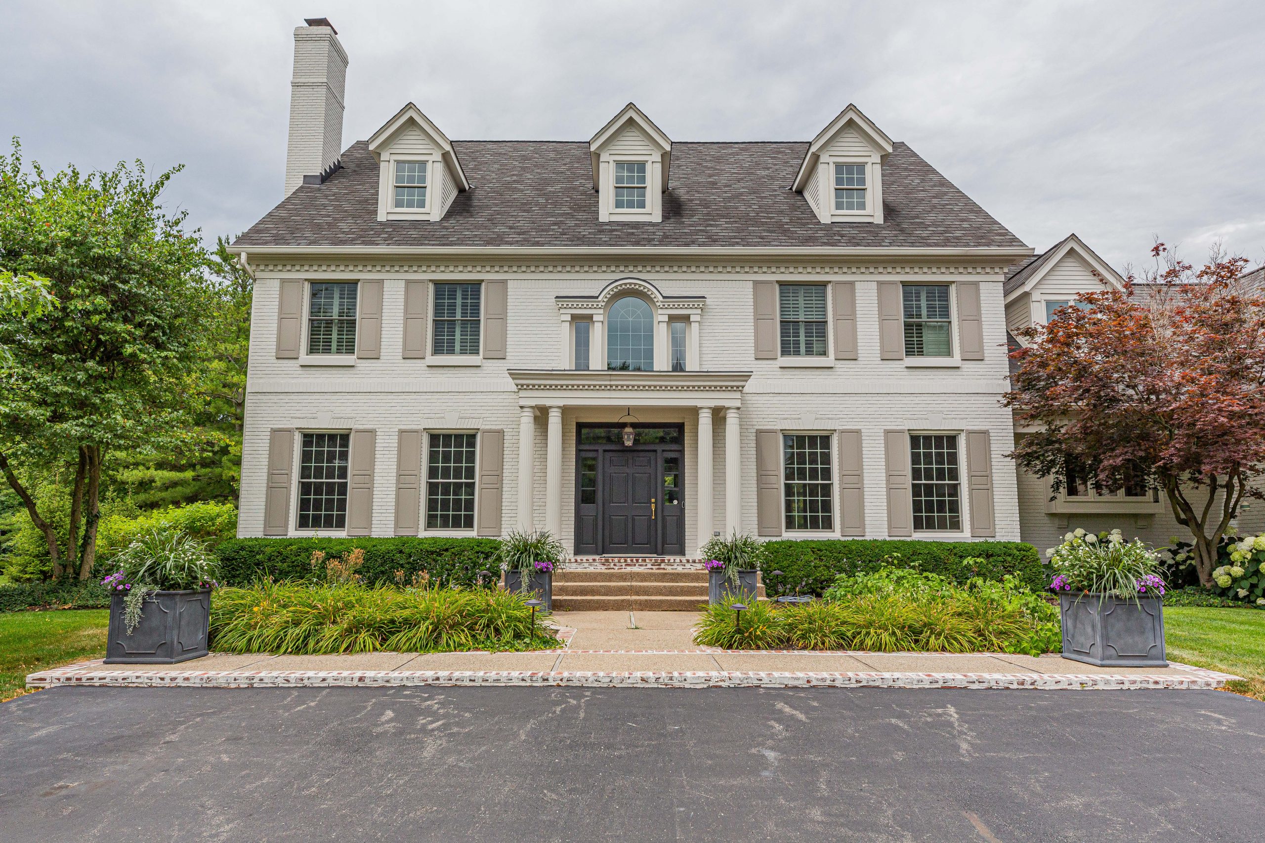 Is it too late to get my house painted in Indianapolis? 12 TR220970 scaled